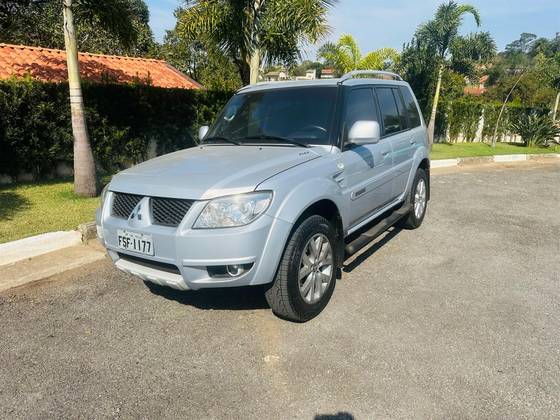 MITSUBISHI PAJERO TR4 2.0 4X4 16V 140CV FLEX 4P AUTOMÁTICO
